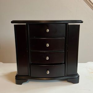 Mele & Co. Jewelry Box